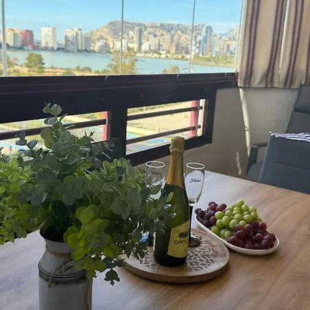 Flaming Topacio 아파트 *