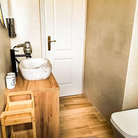 Flaming Topacio Apartment